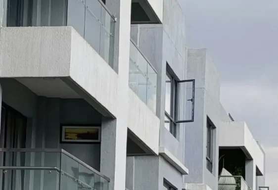 Ночные виды мегаполиса: почему высокие этажи становятся объектом мечты